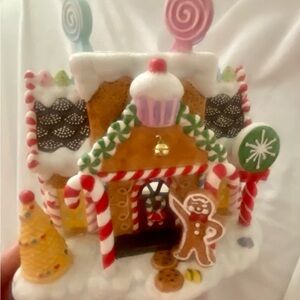 Partylite Gingerbread Cottage #1